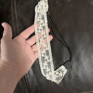 Beautiful pearl lace headband